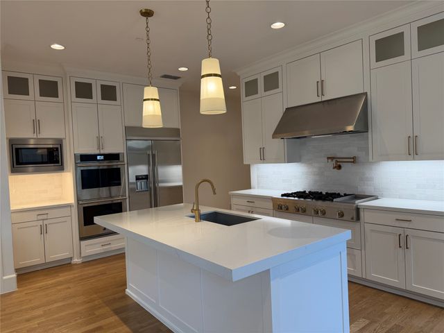 4412 EMERSON Avenue, University Park, TX 75205