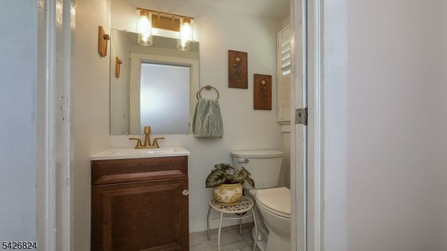 39 Elm St, Butler Boro, NJ 07405