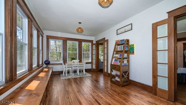39 Elm St, Butler Boro, NJ 07405
