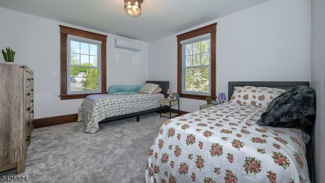 39 Elm St, Butler Boro, NJ 07405