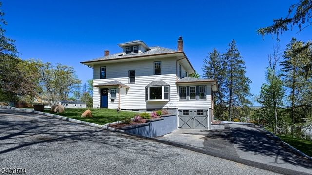 39 Elm St, Butler Boro, NJ 07405