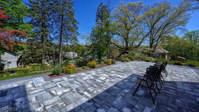 39 Elm St, Butler Boro, NJ 07405