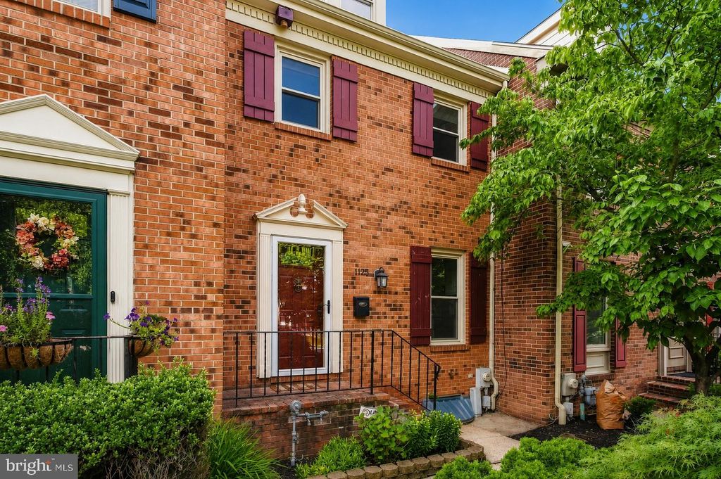 1125 N BROOM ST, WILMINGTON, DE 19806 — exterior