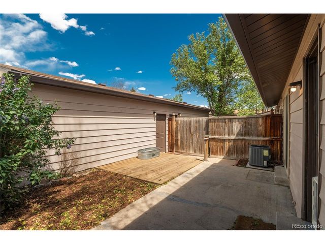 3572 S Kittredge St A, Aurora, CO 80013