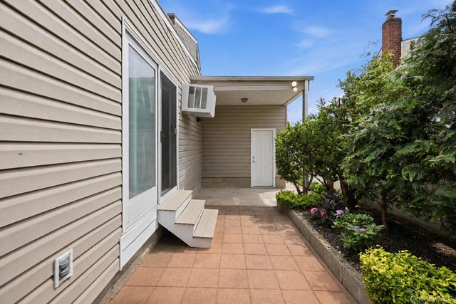 249 N 6th Street, Bethpage, NY 11714