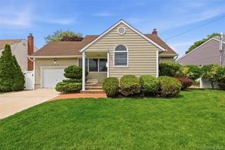249 N 6th Street, Bethpage, NY 11714