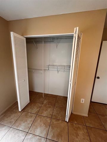 7241 MAUNA LOA BOULEVARD, Sarasota, FL 34241