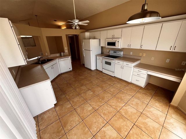 7241 MAUNA LOA BOULEVARD, Sarasota, FL 34241