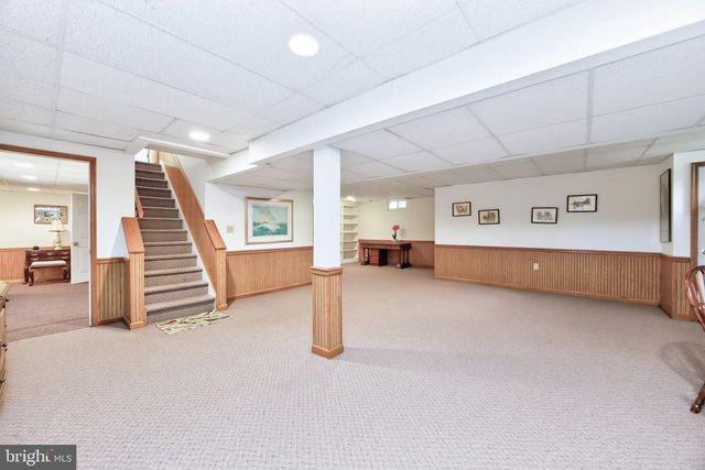 1606 E GLENMONT LN, West Chester, PA 19380