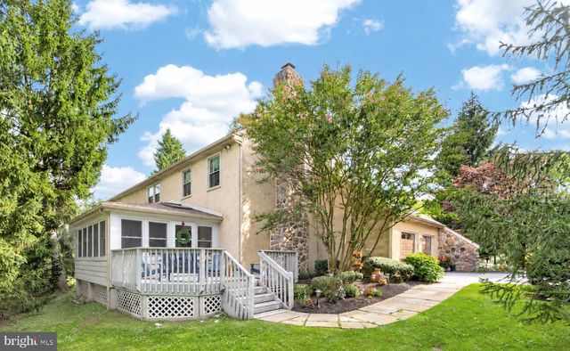 1606 E GLENMONT LN, West Chester, PA 19380
