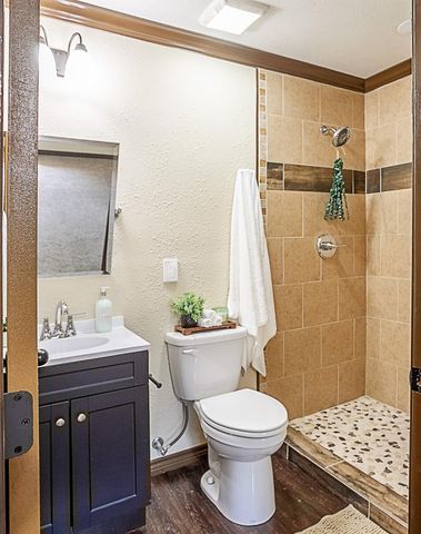 105 Butler Road, Vidor, TX 77662