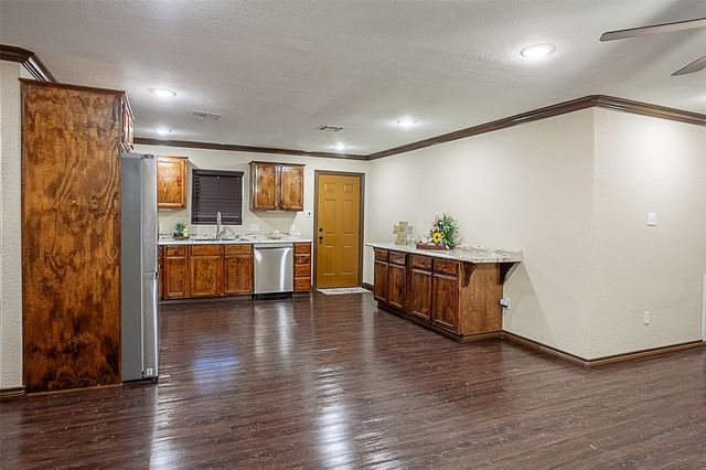 105 Butler Road, Vidor, TX 77662