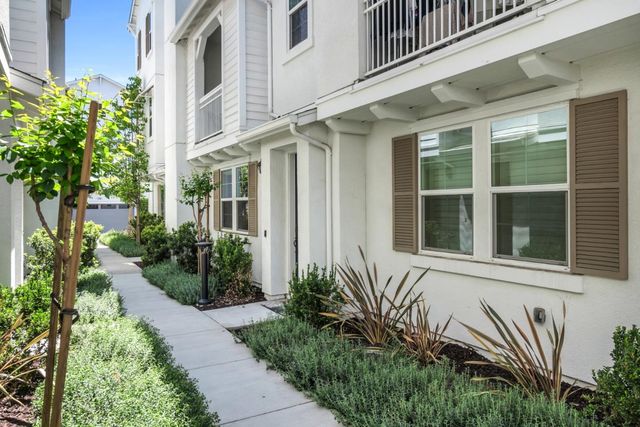 283 Wild Rose Way, Milpitas, CA 95035
