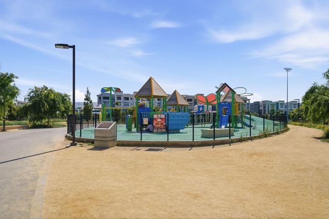283 Wild Rose Way, Milpitas, CA 95035