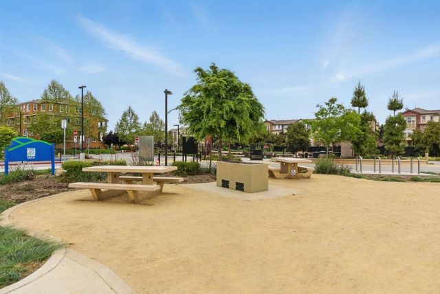 283 Wild Rose Way, Milpitas, CA 95035
