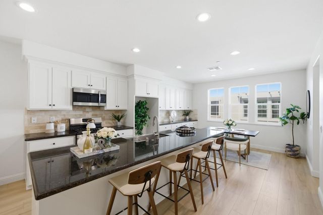 283 Wild Rose Way, Milpitas, CA 95035
