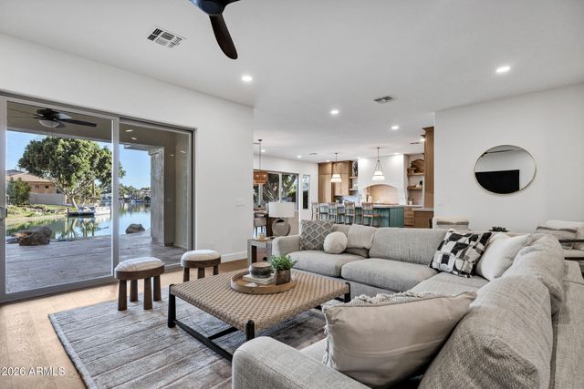 1833 W MEAD Place, Chandler, AZ 85248
