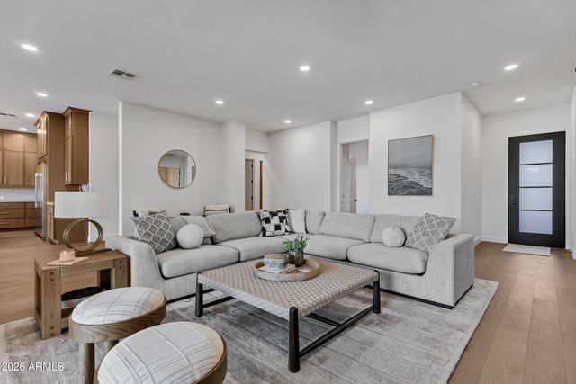 1833 W MEAD Place, Chandler, AZ 85248
