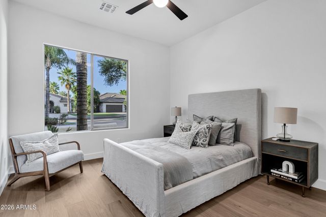 1833 W MEAD Place, Chandler, AZ 85248