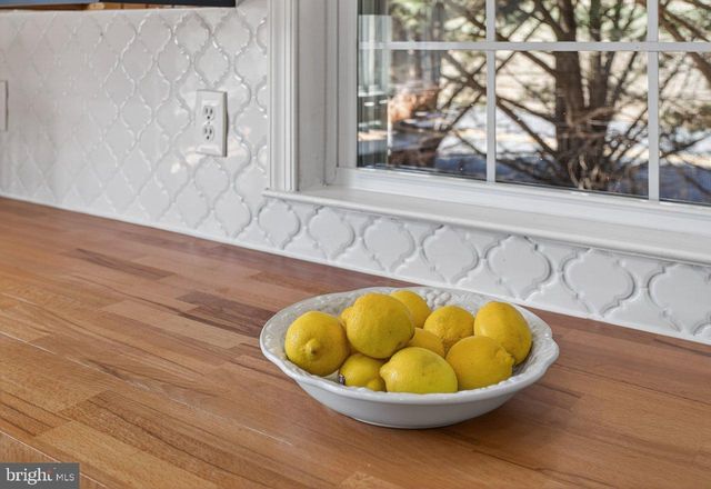 798 TURKEY KNOB RD, Quicksburg, VA 22847