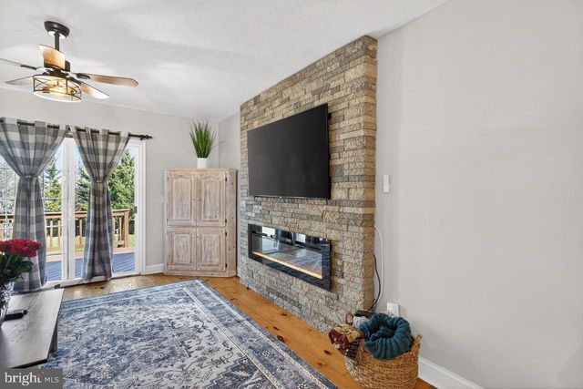 798 TURKEY KNOB RD, Quicksburg, VA 22847