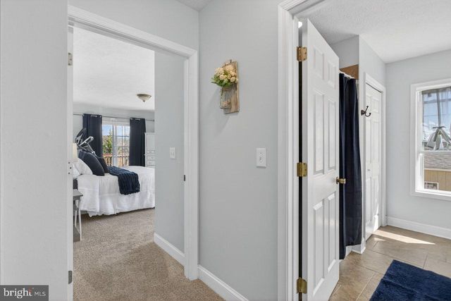 798 TURKEY KNOB RD, Quicksburg, VA 22847