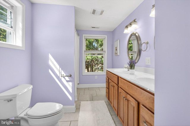 798 TURKEY KNOB RD, Quicksburg, VA 22847