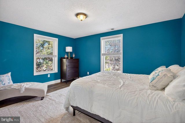 798 TURKEY KNOB RD, Quicksburg, VA 22847