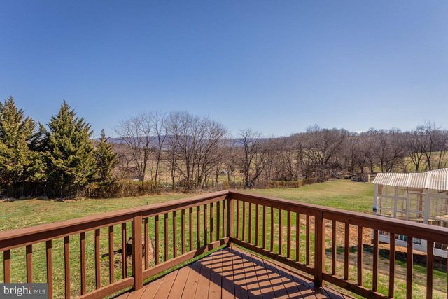 798 TURKEY KNOB RD, Quicksburg, VA 22847