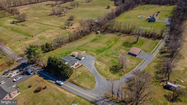 798 TURKEY KNOB RD, Quicksburg, VA 22847