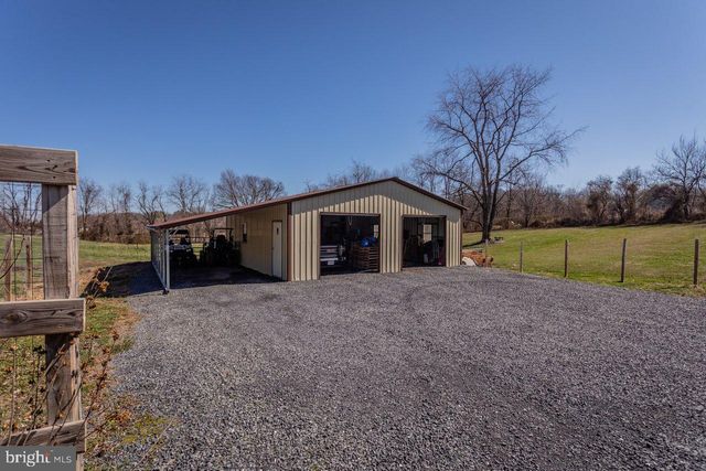 798 TURKEY KNOB RD, Quicksburg, VA 22847