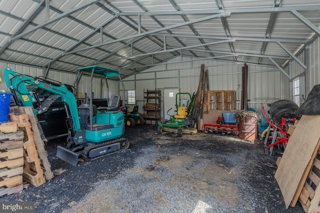 798 TURKEY KNOB RD, Quicksburg, VA 22847