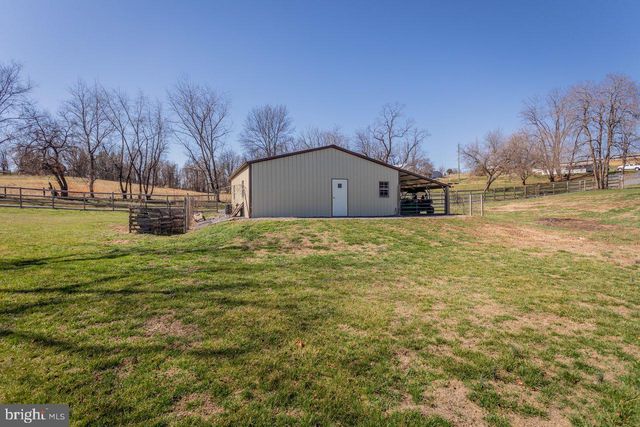 798 TURKEY KNOB RD, Quicksburg, VA 22847