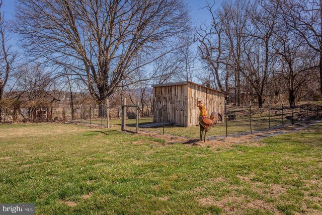 798 TURKEY KNOB RD, Quicksburg, VA 22847