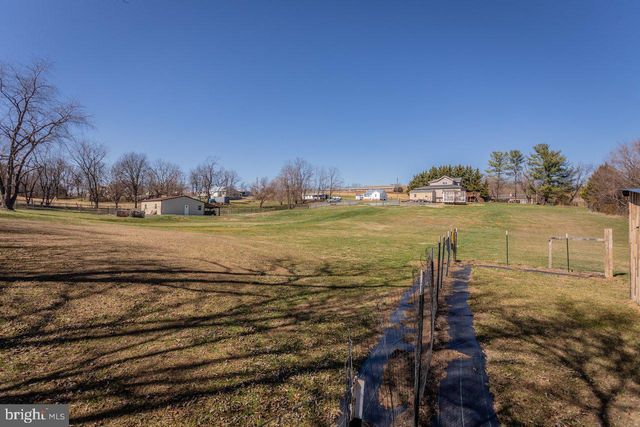 798 TURKEY KNOB RD, Quicksburg, VA 22847