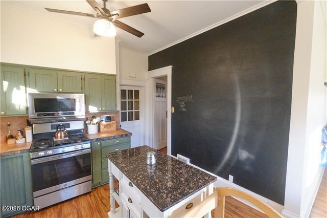 305 W Jefferson Street, Pittsburg, KS 66762