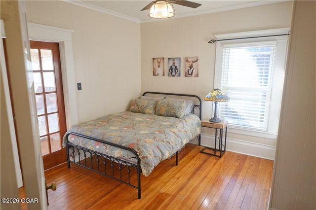 305 W Jefferson Street, Pittsburg, KS 66762