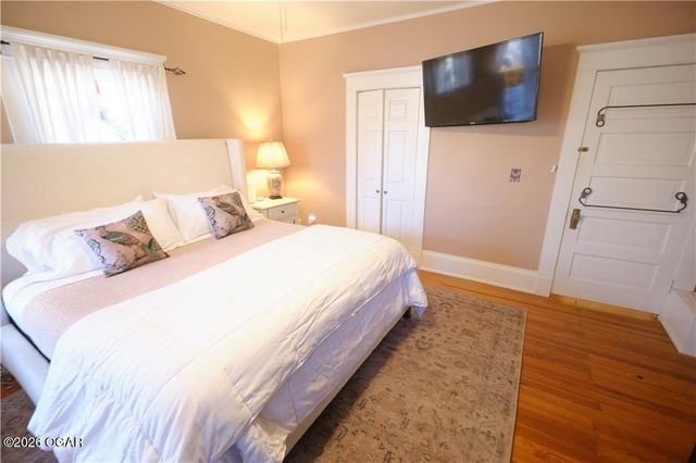 305 W Jefferson Street, Pittsburg, KS 66762