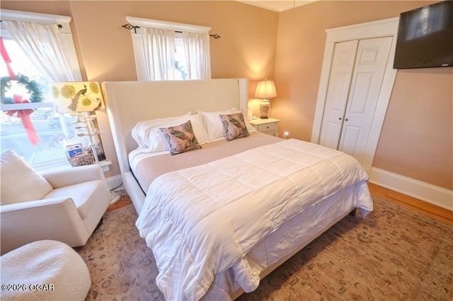 305 W Jefferson Street, Pittsburg, KS 66762