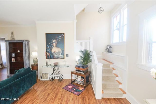 305 W Jefferson Street, Pittsburg, KS 66762