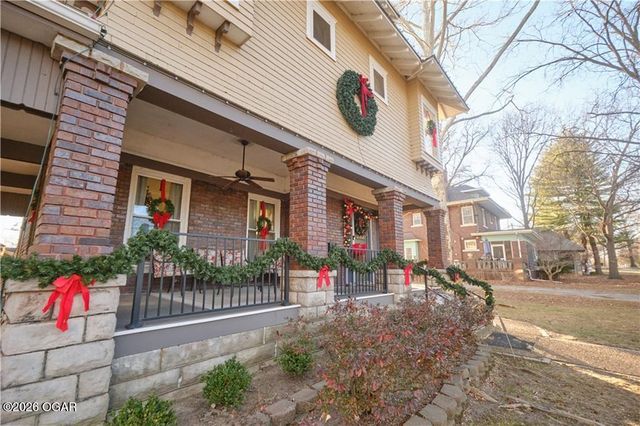 305 W Jefferson Street, Pittsburg, KS 66762