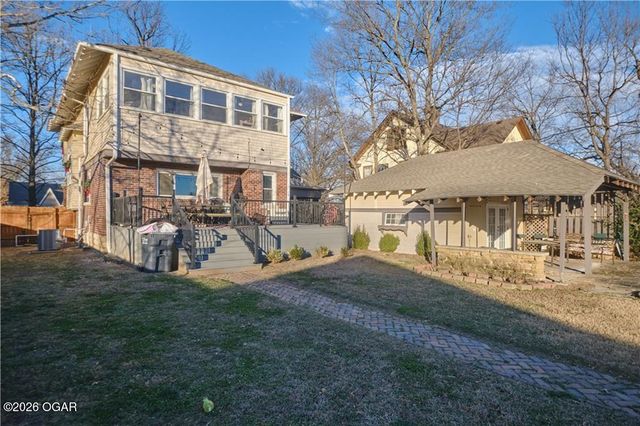 305 W Jefferson Street, Pittsburg, KS 66762