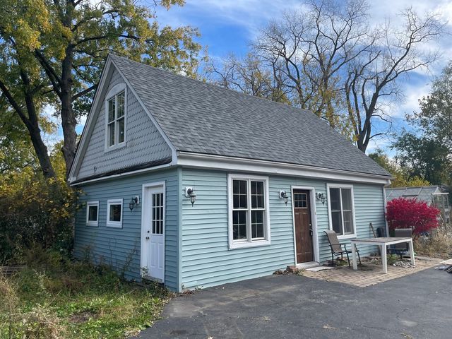 1009 61st Street 2, La Grange Highlands, IL 60525