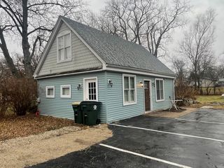 1009 61st Street 2, La Grange Highlands, IL 60525