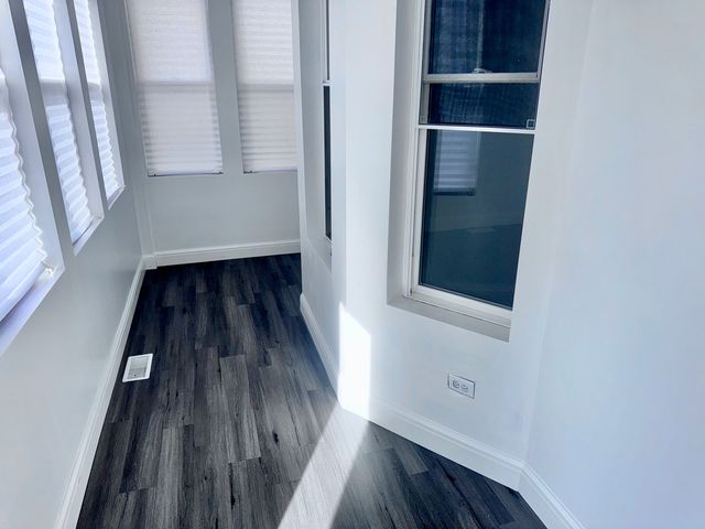 11581 S LAFAYETTE Avenue, Chicago, IL 60628