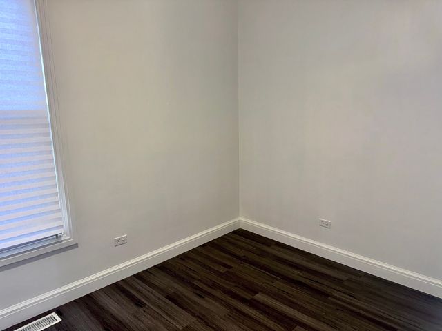 11581 S LAFAYETTE Avenue, Chicago, IL 60628