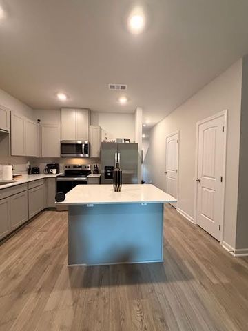 1030 Keyes Pl, Lebanon, TN 37087