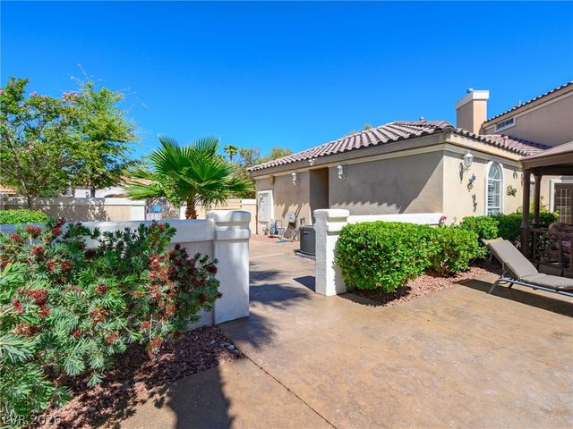 5228 Sandy Cactus Lane, Las Vegas, NV 89149