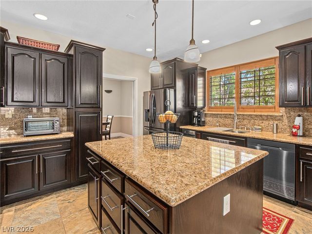 5228 Sandy Cactus Lane, Las Vegas, NV 89149