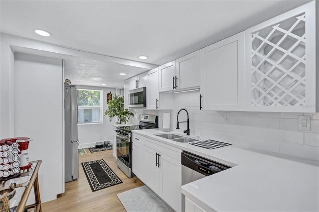 5000 43RD AVENUE N, St Petersburg, FL 33709